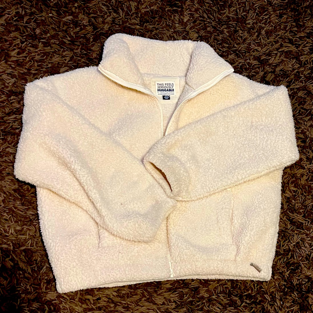 AE Cozy Cream Sherpa Jacket